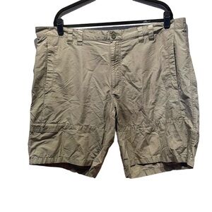 Columbia Men’s PFG Performance Fishing Gear Shorts Size 44 Khaki Green